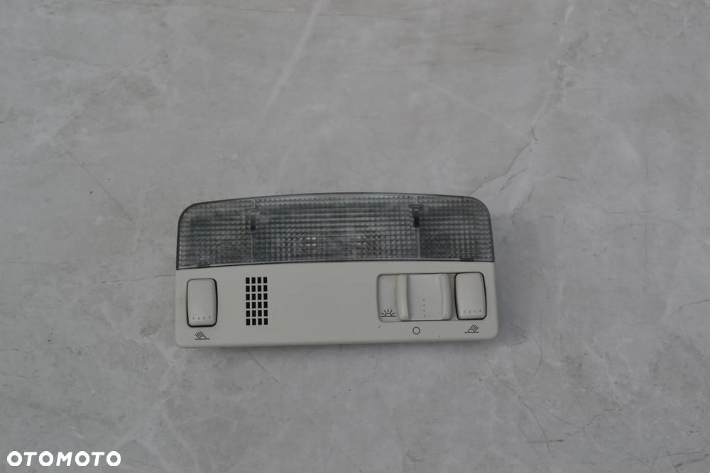 VW GOLF IV BORA PASSAT B5 FL LEON CADDY TOURAN LAMPKA WNĘTRZA PODSUFITKI 3B0947105C - 3