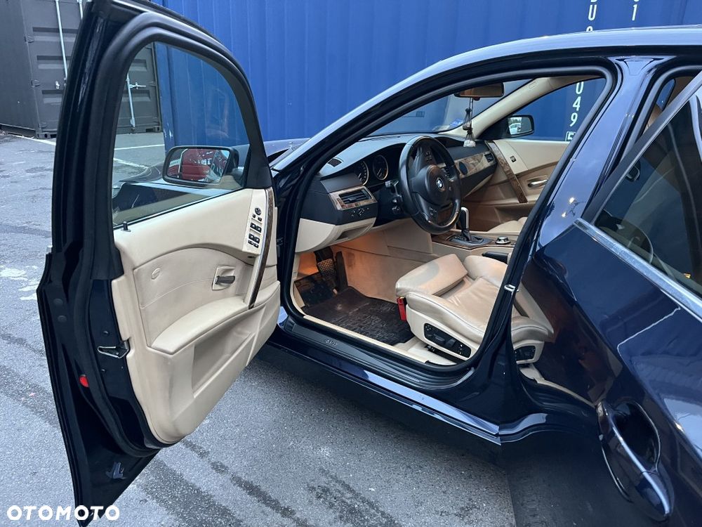 BMW Seria 5 ver-530d - 17