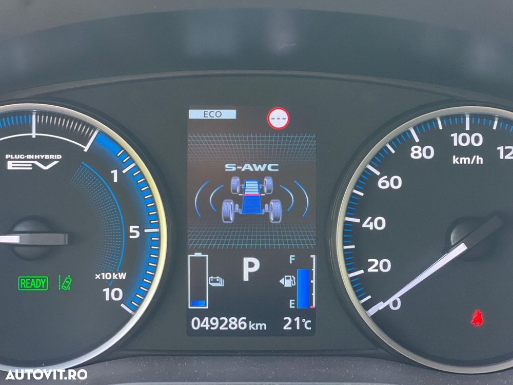 Mitsubishi Eclipse-Cross - 19