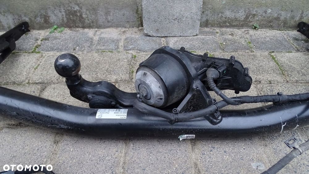 SKODA OCTAVIA IV 5E3 - hak holowniczy - 5