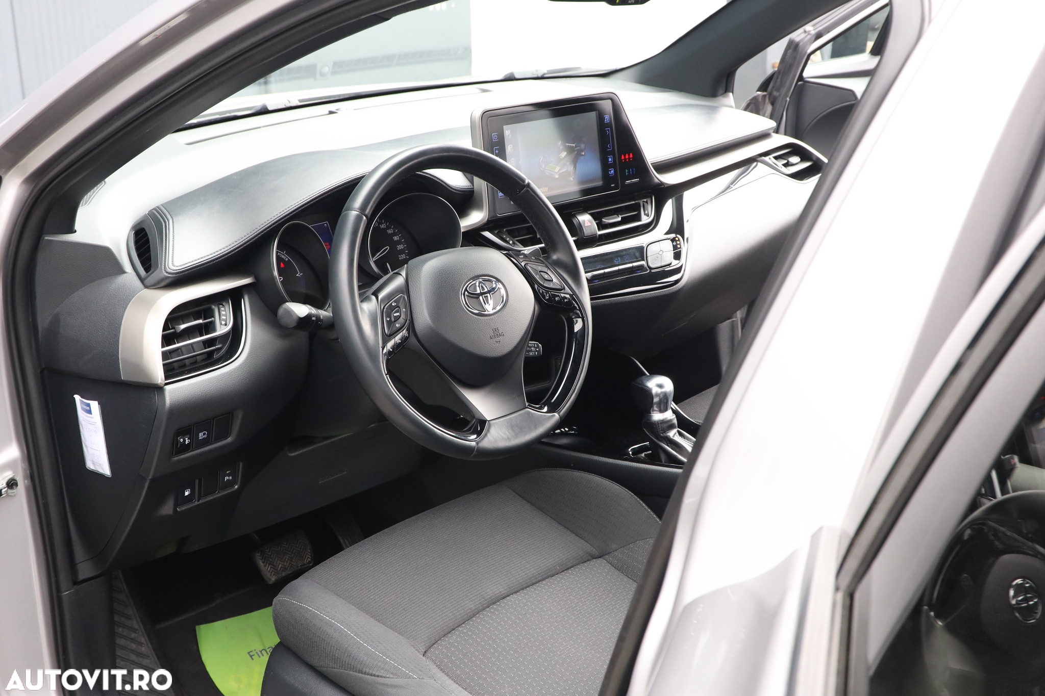 Toyota C-HR 1.8 Hybrid Flow - 7