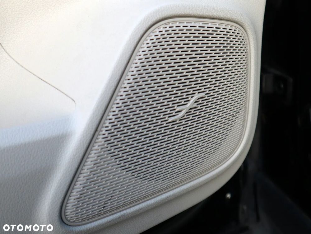 Mercedes-Benz GLA 200 d 4-Matic Progressive 8G-DCT - 16