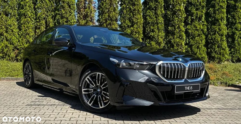 BMW i5 83.9kWh eDrive40 M Sport Edition - 2