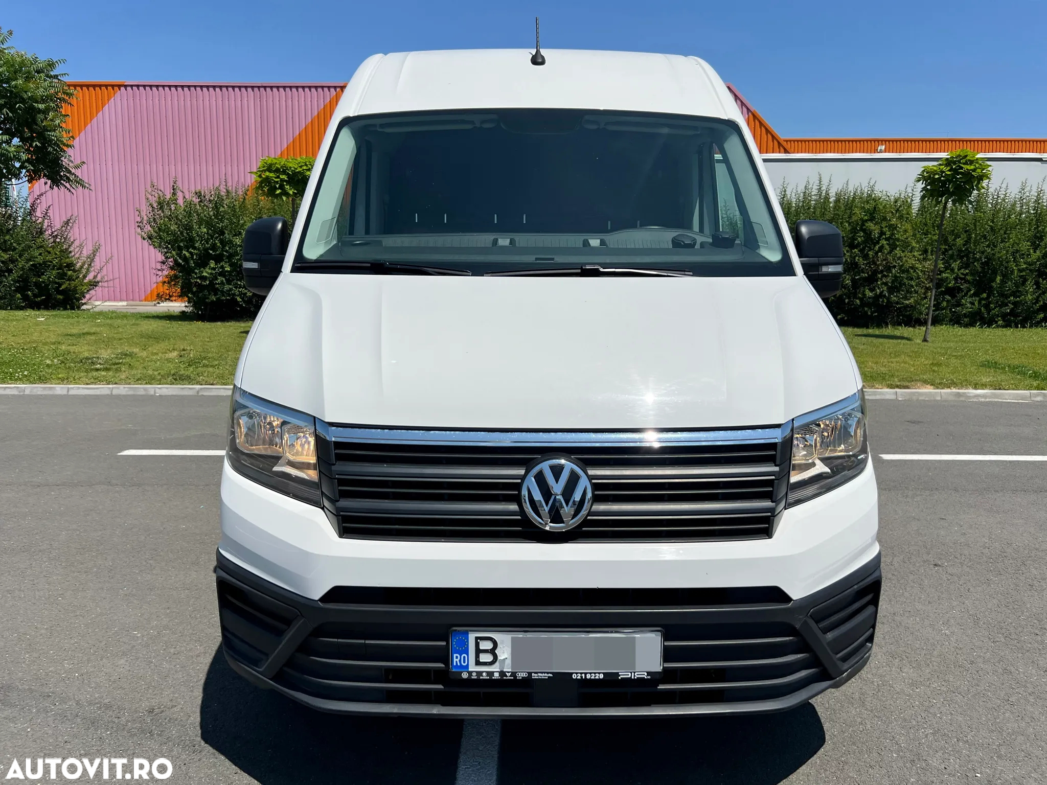 Volkswagen Crafter Furgon Maxi L5H3 - 2