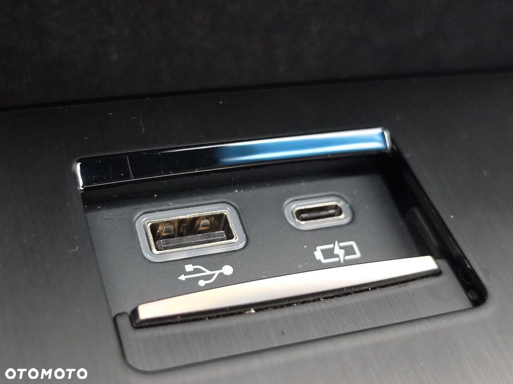 Lexus ES 300h Business Edition - 25