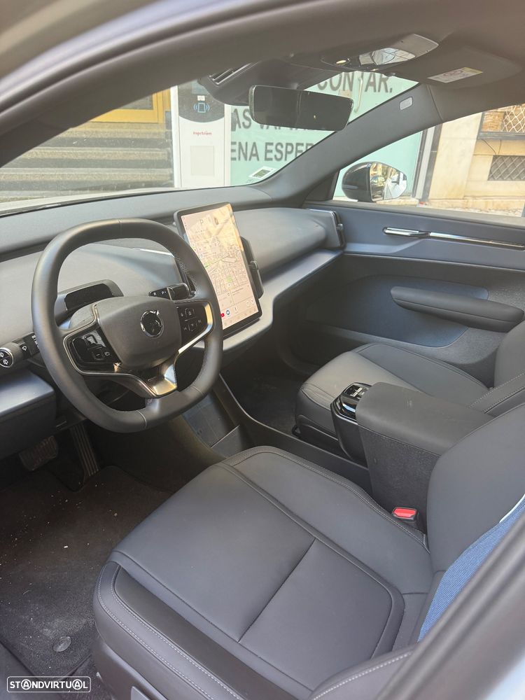 Volvo EX30 - 3