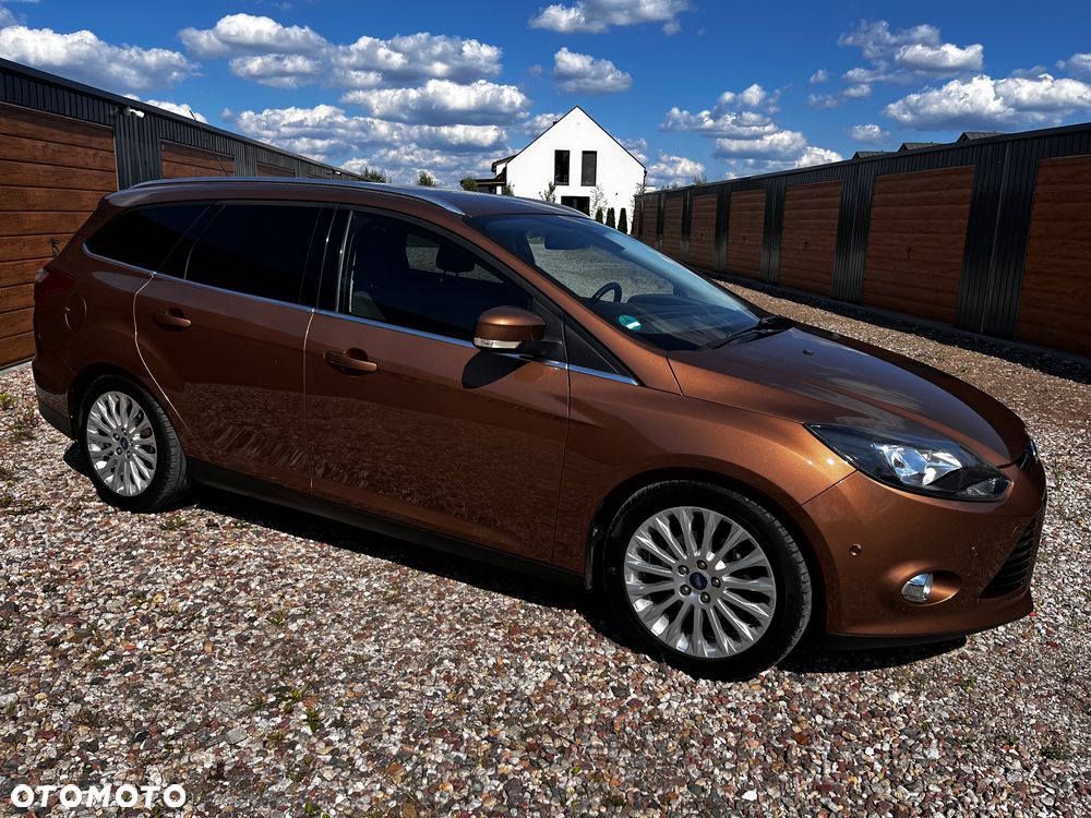 Ford Focus SW 1.0 EcoBoost S&S Titanium - 10