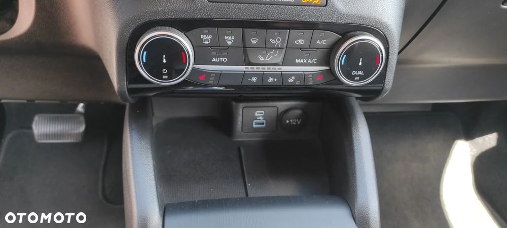 Ford Kuga 2.5P PHEV FWD Titanium - 18