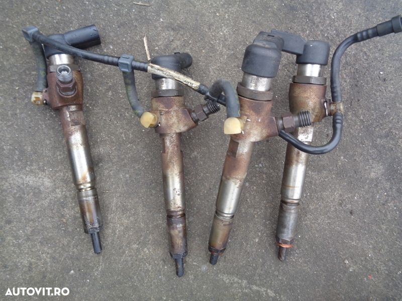 Vand Injectoare Citroen Jumpy 2.0hdi din 2009 - 1