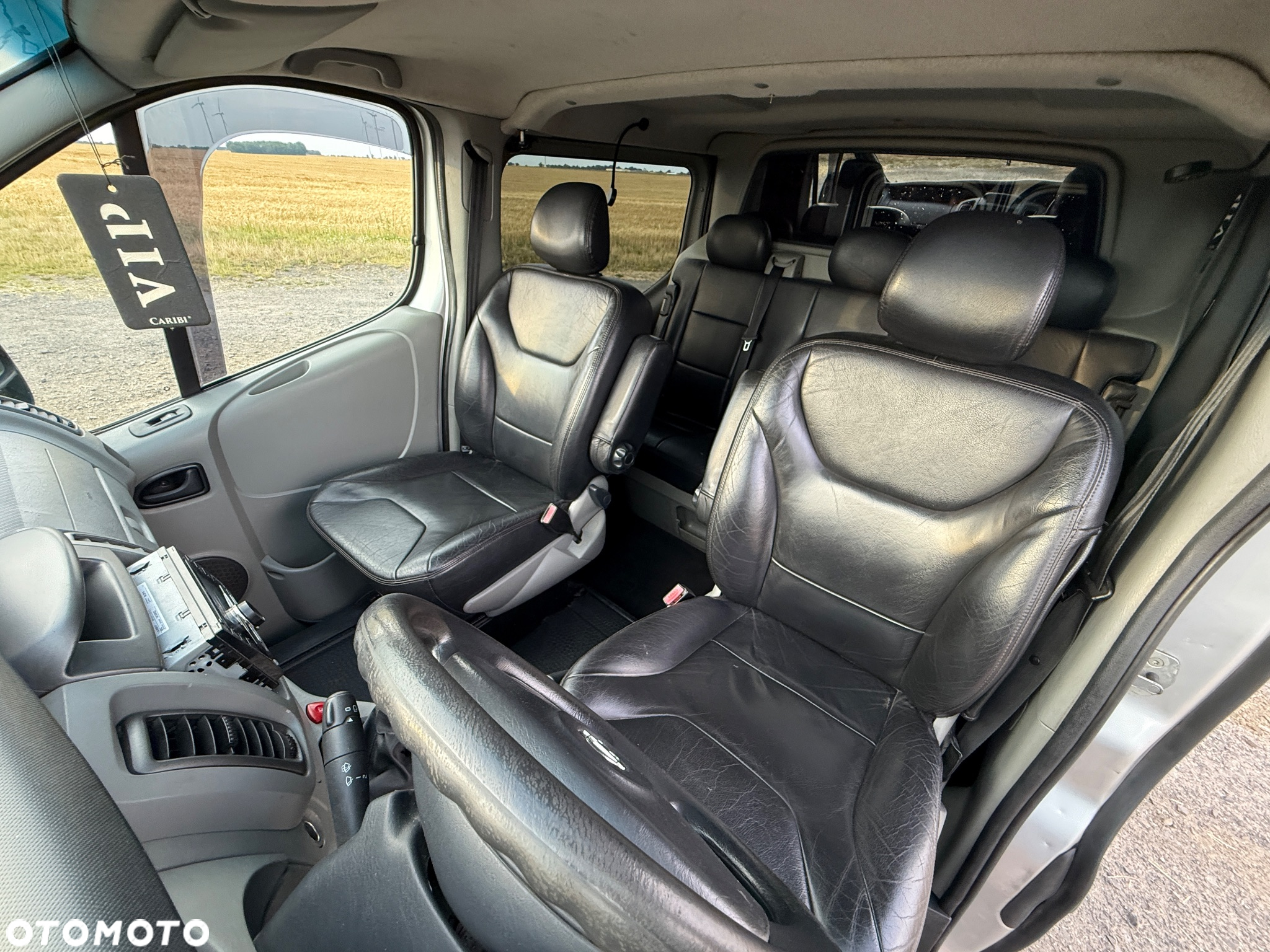 Opel Vivaro - 17