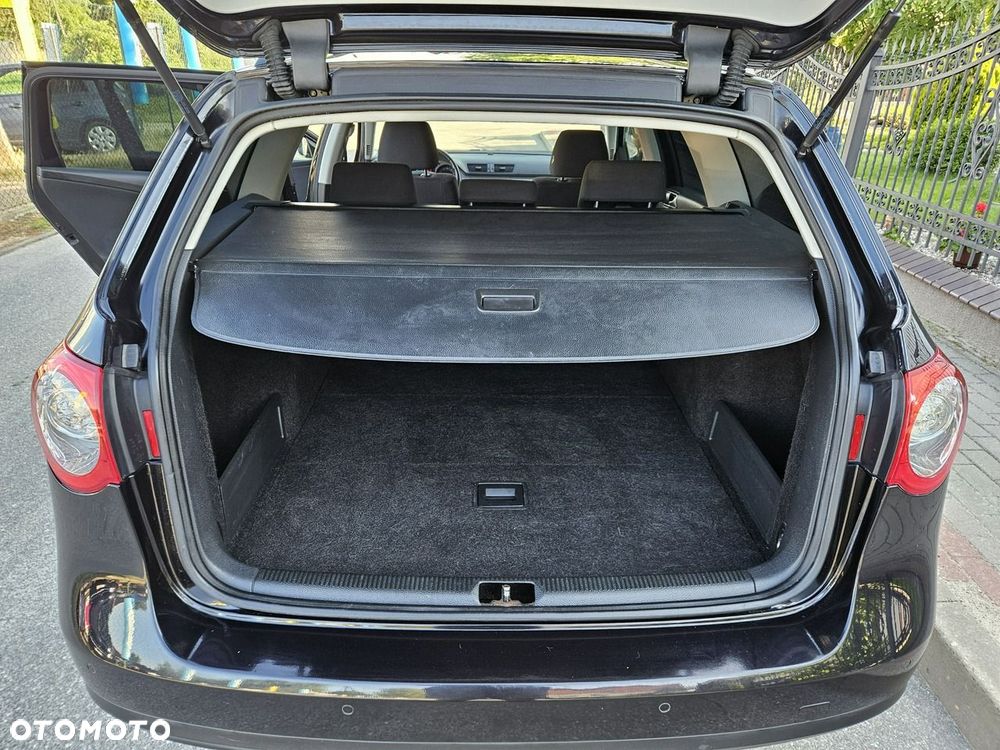 Volkswagen Passat - 19