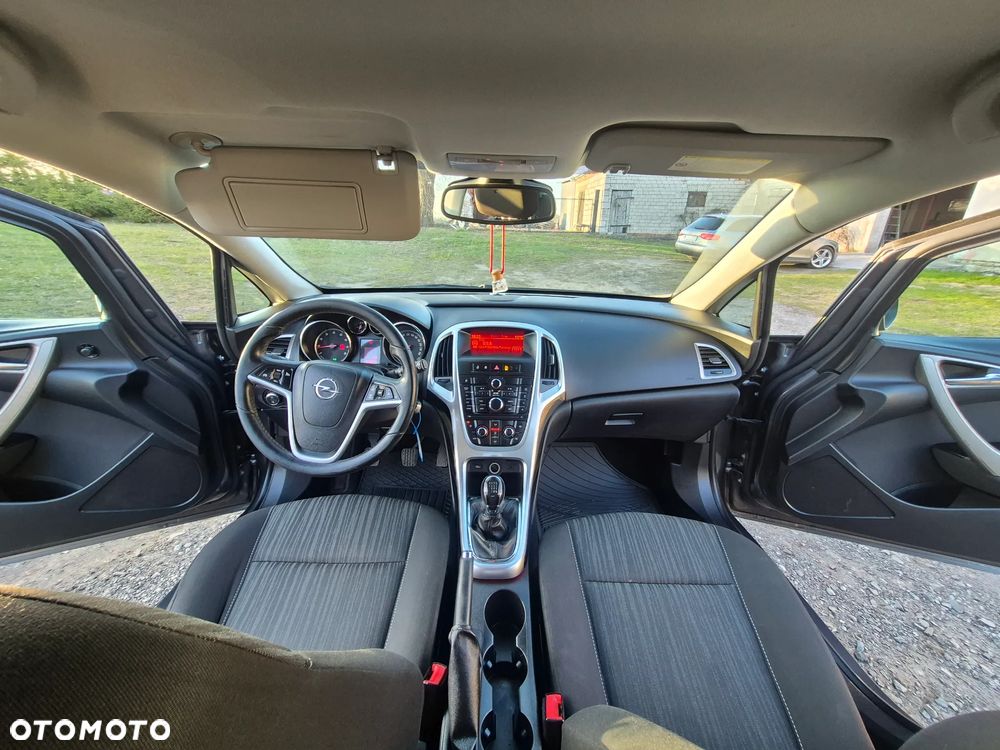 Opel Astra 1.4 Turbo - 8