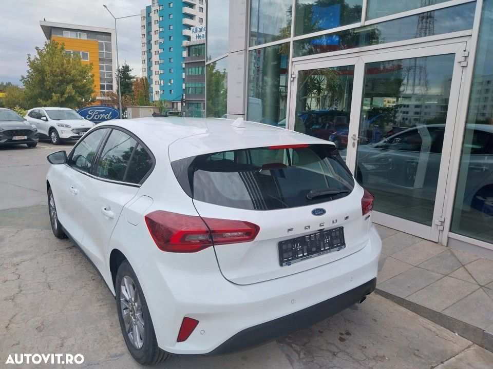 Ford Focus 2025 photo 3