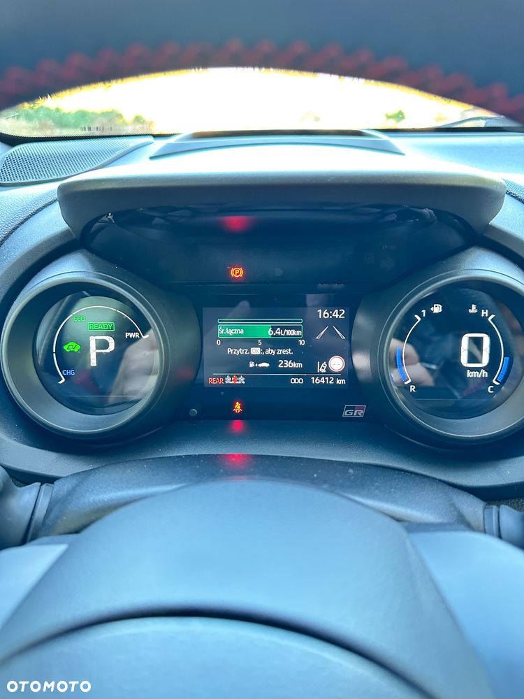 Toyota Yaris - 10