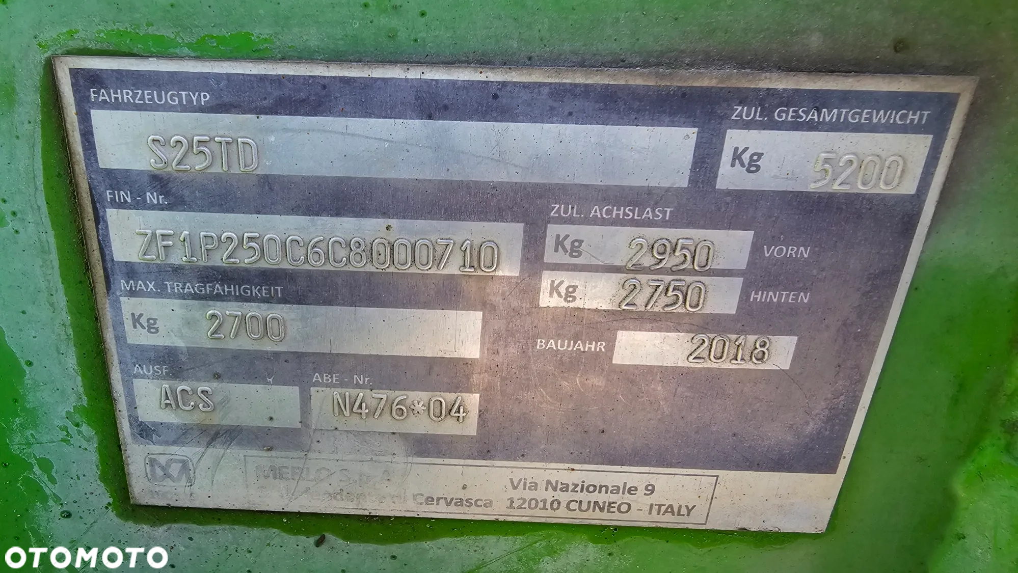 Merlo P27.6 - 10