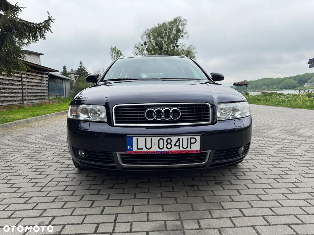 Audi A4 Avant 2.4 - 2