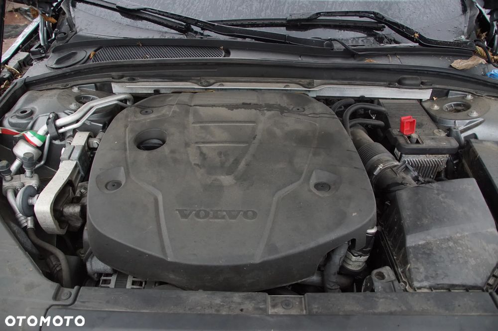 Auto na części Volvo s90 silnik 190 km 2.0 T5 D4204T14 OSMIUM GREY skrzynia TG-81SC siedzenia Sedili Comfort Pelle Moritz ANTRACITE (RA00) moduł sterownik deska konsola poduszka airbag poduszki licznik wyświetlacz moduł sterownik zwrotnica amortyzator lampa grill - 4