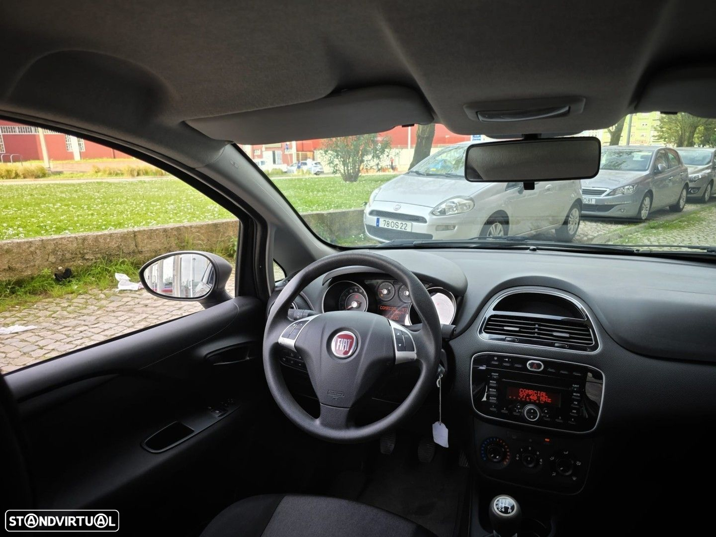 Fiat Punto 1.2 Young S&S - 21