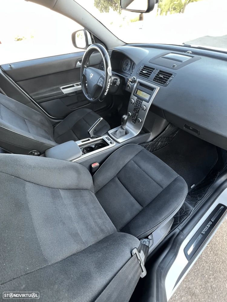 Volvo V50 1.6D DPF DRIVe - 12