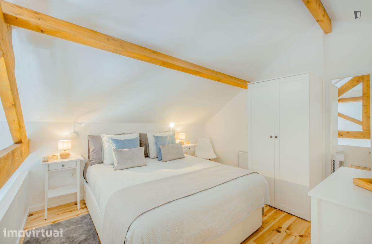 Apartamento com 1 quartos - localizado em Santo Ildefonso Porto - Grande imagem: 4/21