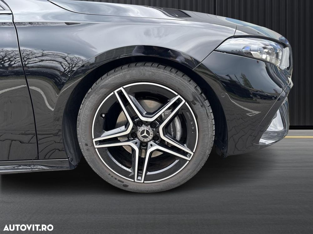 Mercedes-Benz A 200 Sedan MHEV 7G-DCT - 10