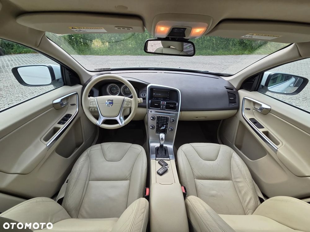 Volvo XC 60 3.2 AWD Summum - 11