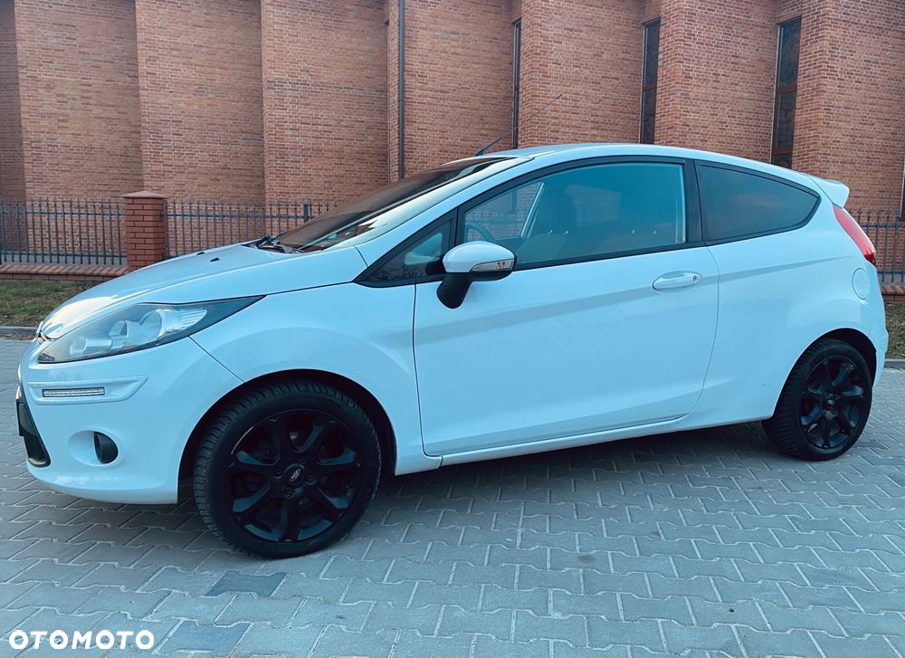 Ford Fiesta - 2