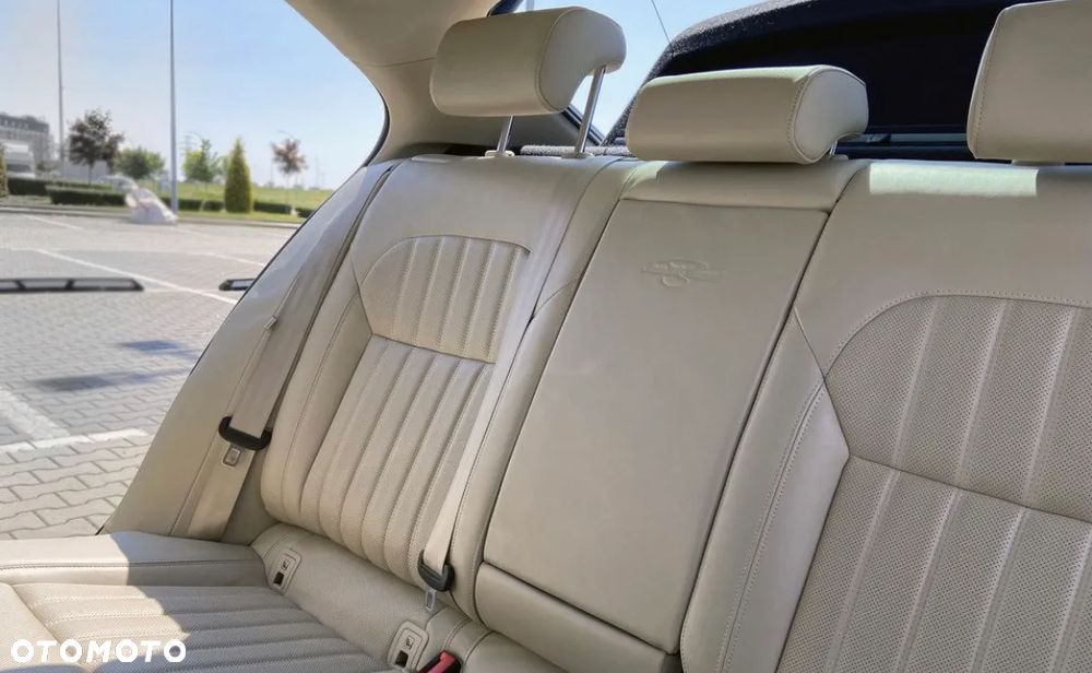 Skoda Superb 2.0 TDI 4x4 L&K DSG - 9