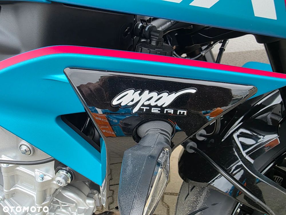 CFMoto 675NK - 8