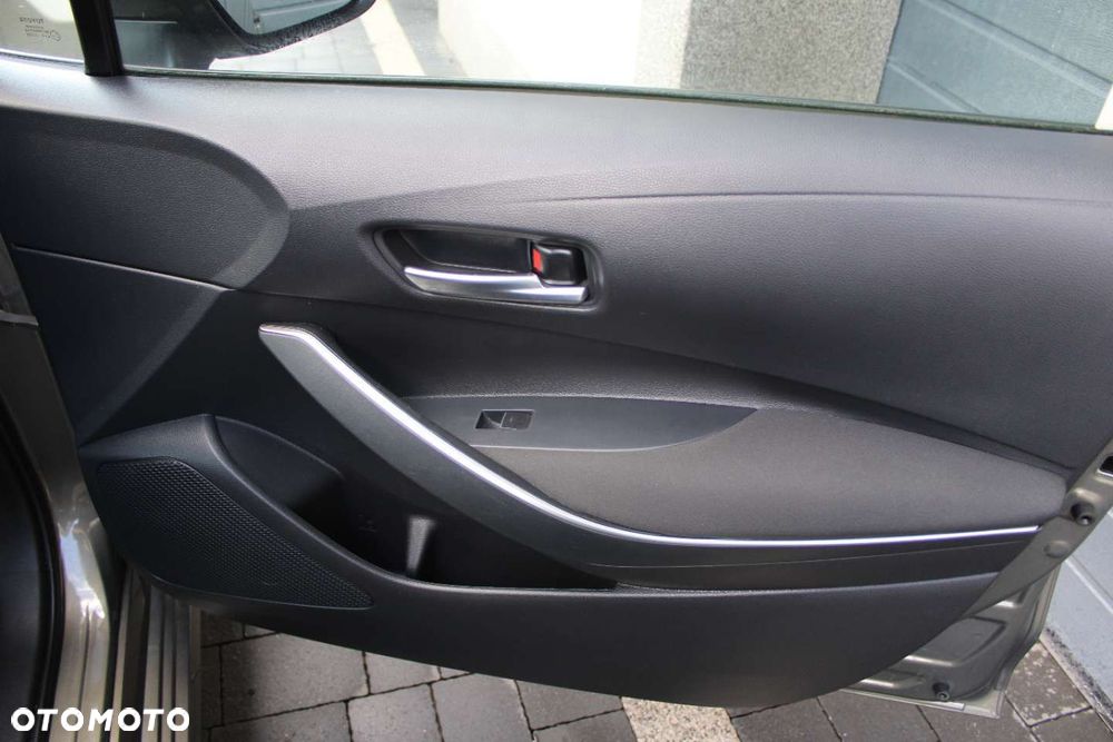 Toyota Corolla - 26