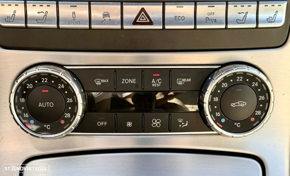 Mercedes-Benz SLK 200 (BlueEFFICIENCY) 7G-TRONIC - 27