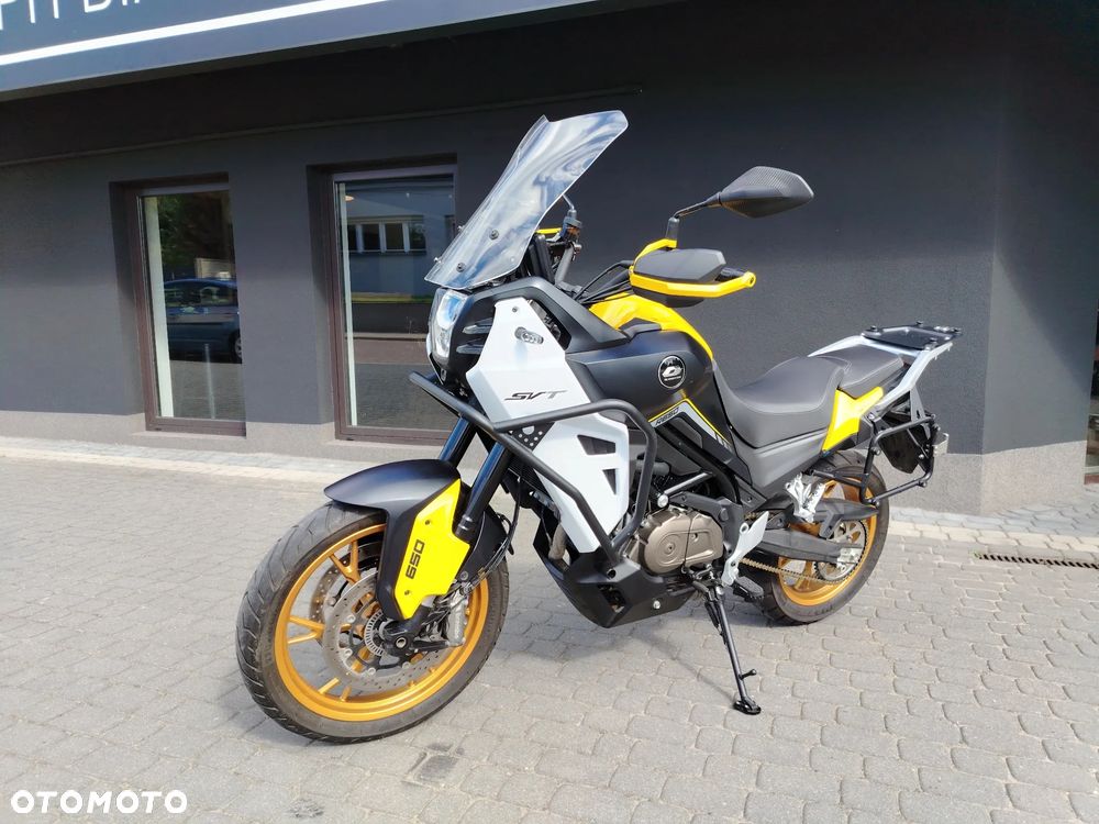 QJMOTOR SVT 650 - 9