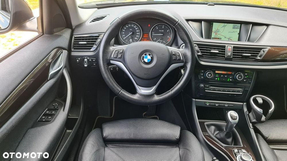 BMW X1 sDrive20d EfficientDynamics Edition xLine - 17