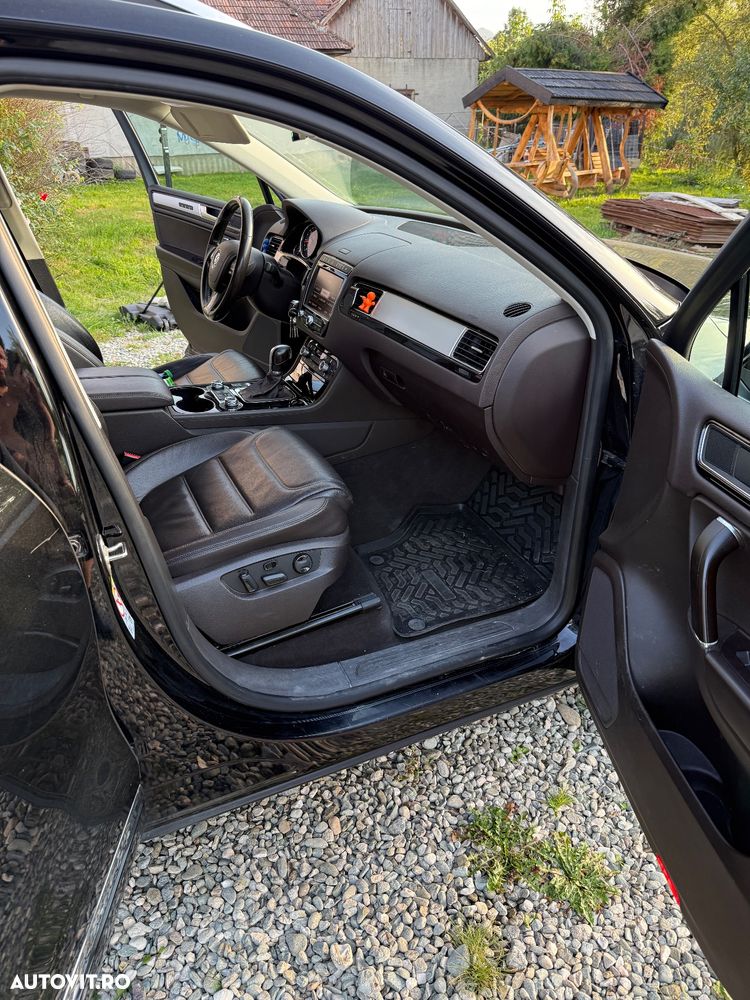 Volkswagen Touareg 3.0 V6 TDI BMT - 9