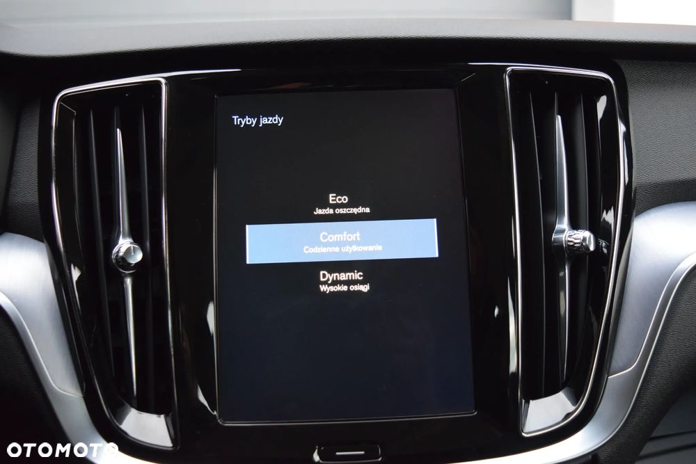 Volvo V60 D3 Geartronic Momentum Pro - 31