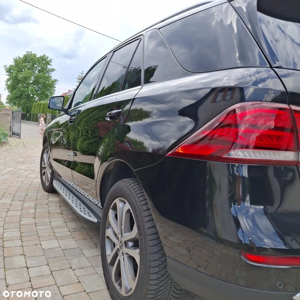 Mercedes-Benz GLE - 18