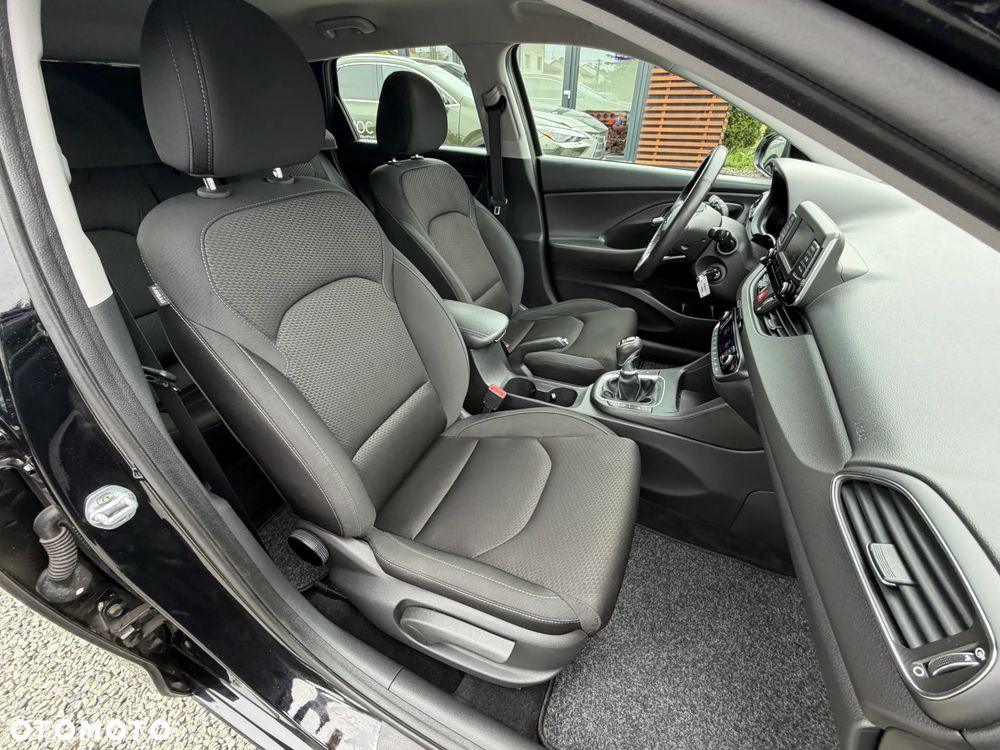 Hyundai i30 1.4 T-GDI DCT Passion Plus - 35