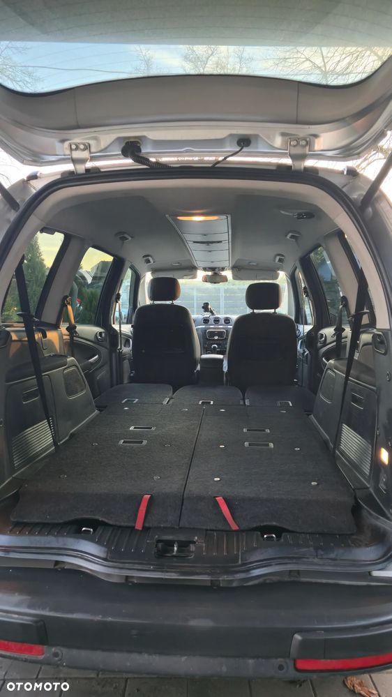 Ford Galaxy 2.0 TDCi Titanium - 23