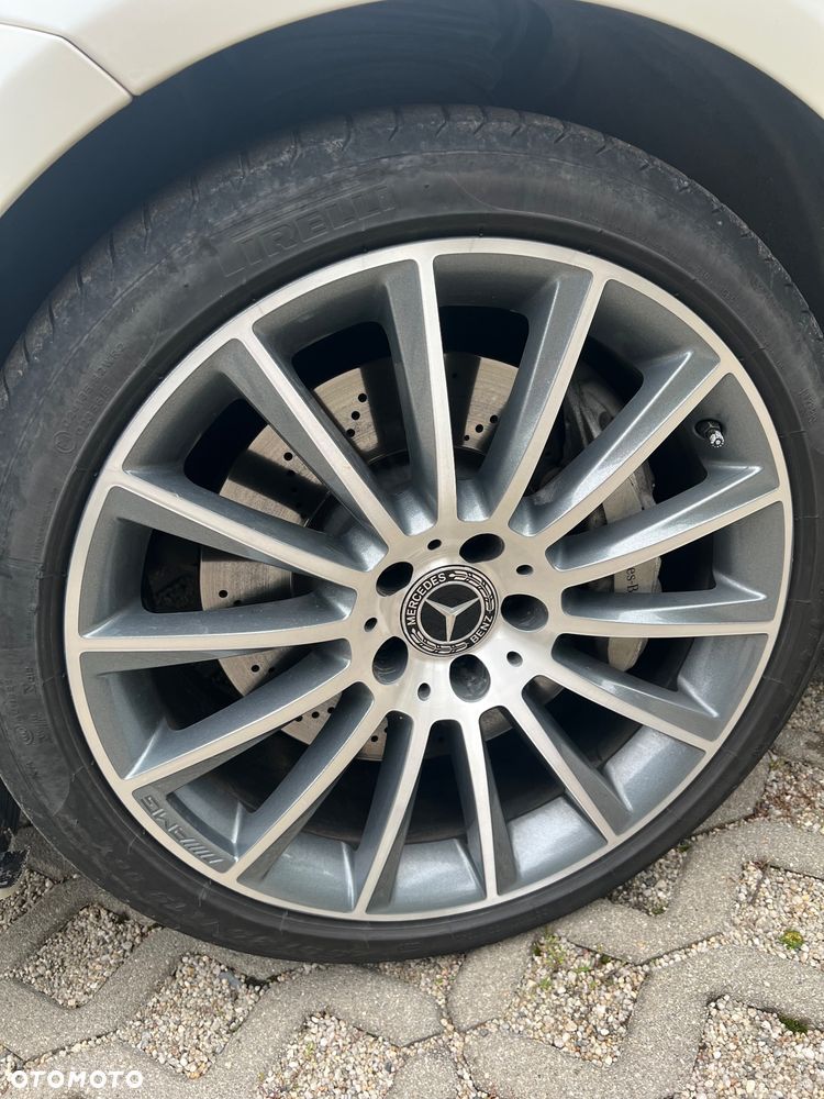 Mercedes-Benz CLS 500 4-Matic 9G-TRONIC - 9