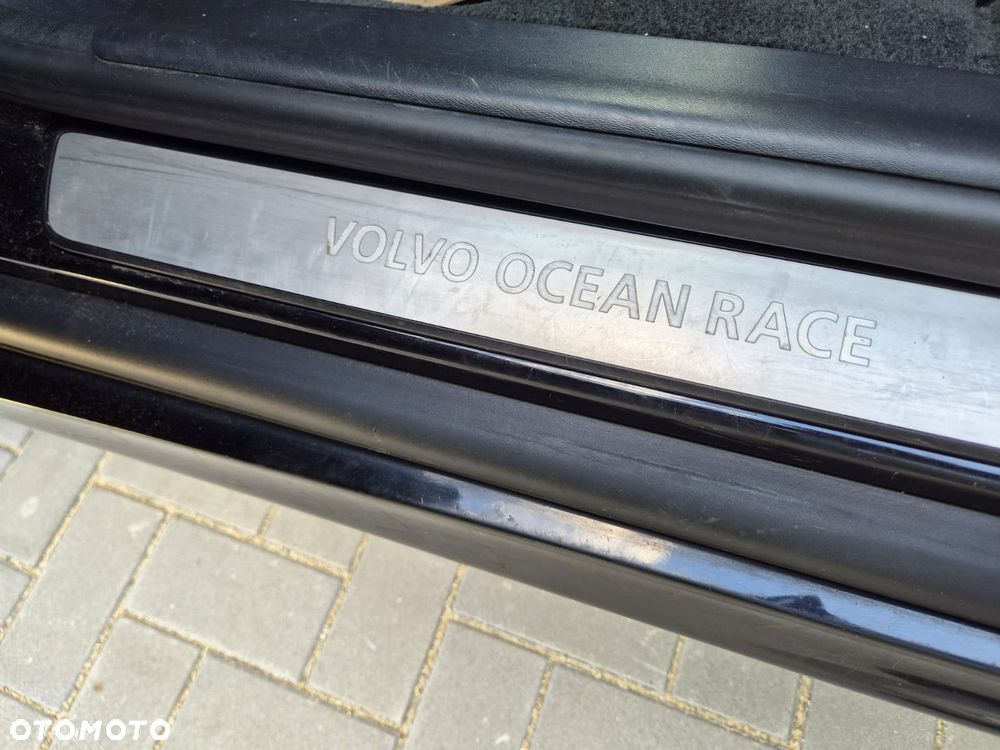 Volvo XC 60 D3 Drive-E Ocean Race - 15