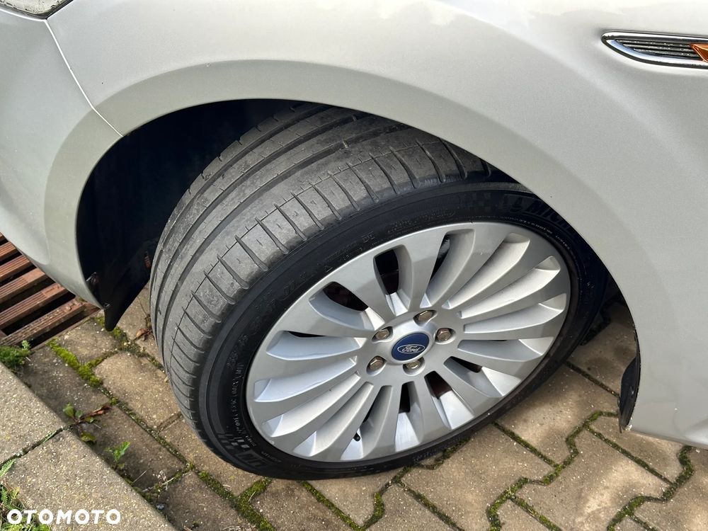 Ford Mondeo 2.0 FF Platinium X Plus (Titanium) - 36