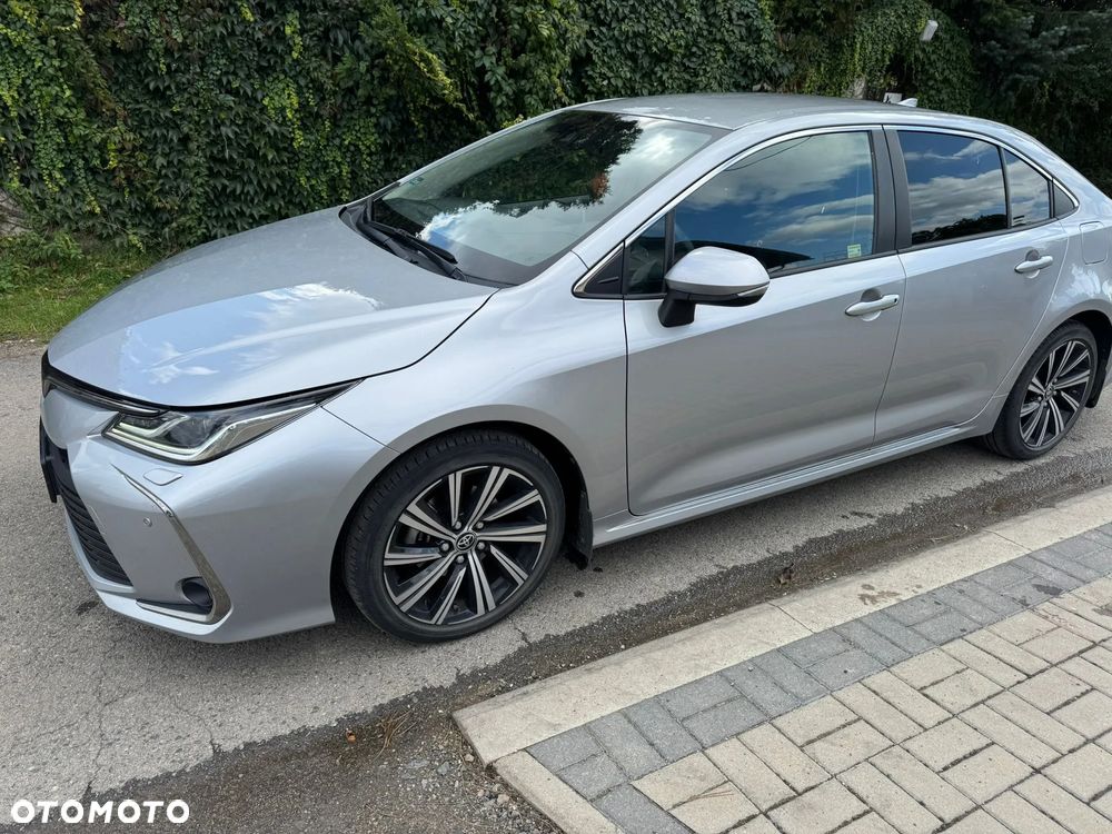 Toyota Corolla 1.8 Hybrid Comfort - 2