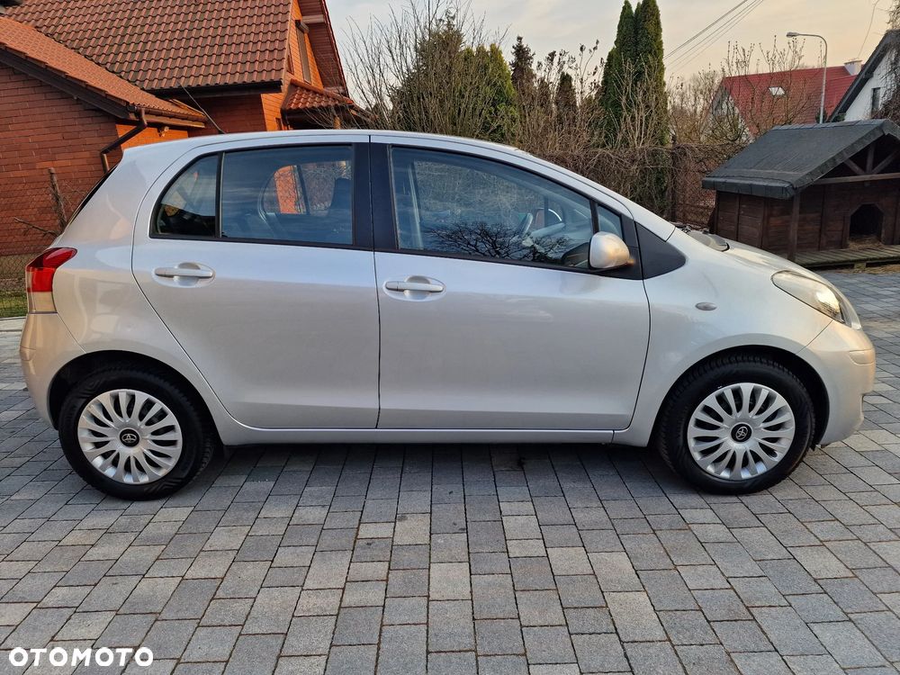 Toyota Yaris 1.33 Luna - 7