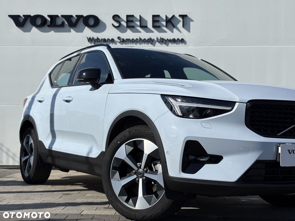 Volvo XC 40 - 33
