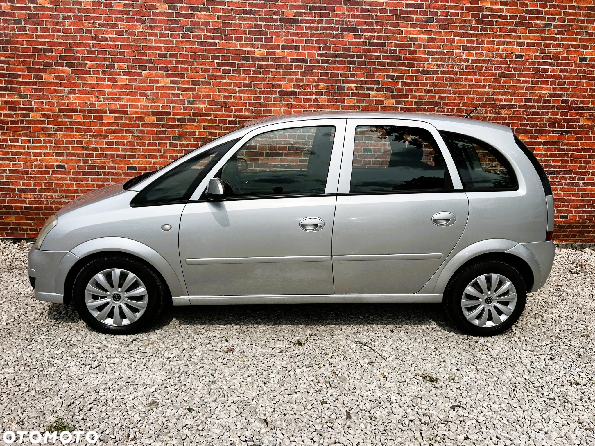 Opel Meriva - 38