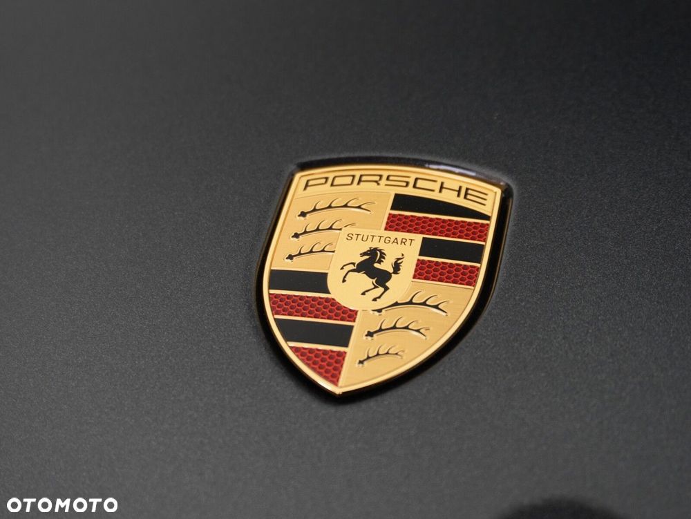 Porsche Taycan 105kWh 4 - 9