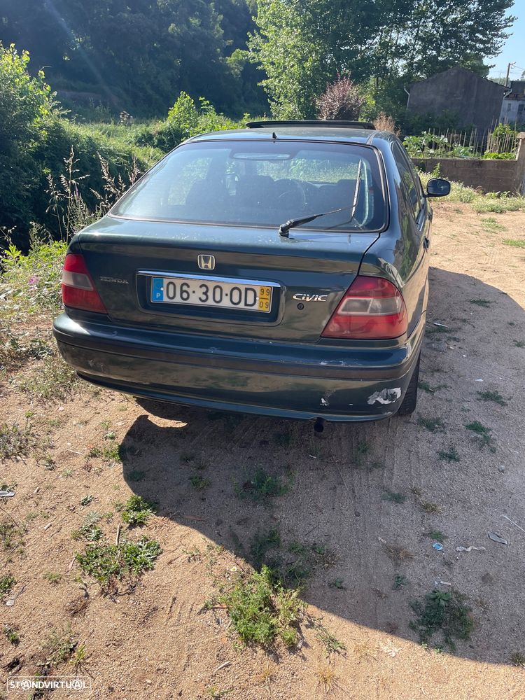 Honda Civic 1.5i - 3