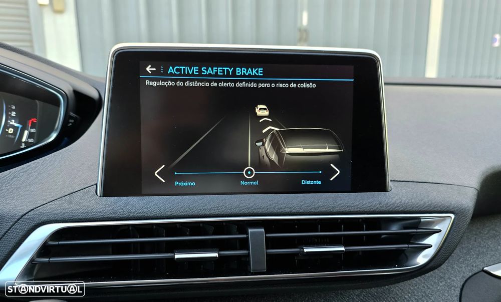 Peugeot 3008 1.2 PureTech Allure Grip Control - 22