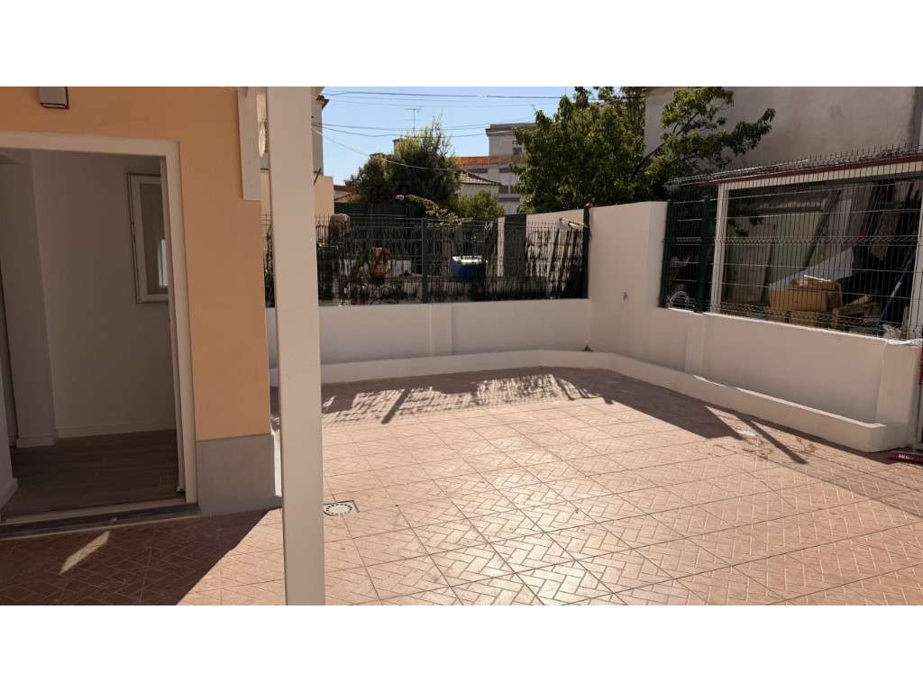 T1 a estrear com terraço 35m2 em Almada - Grande imagem: 3/15