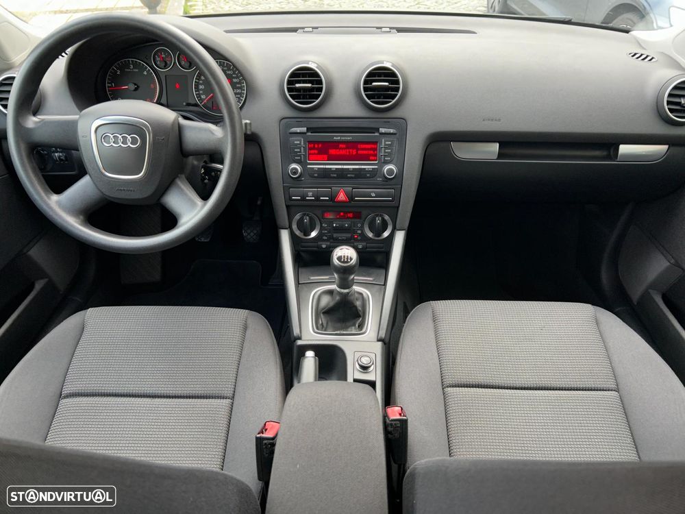 Audi A3 Sportback 2.0 TDi Ambiente - 5